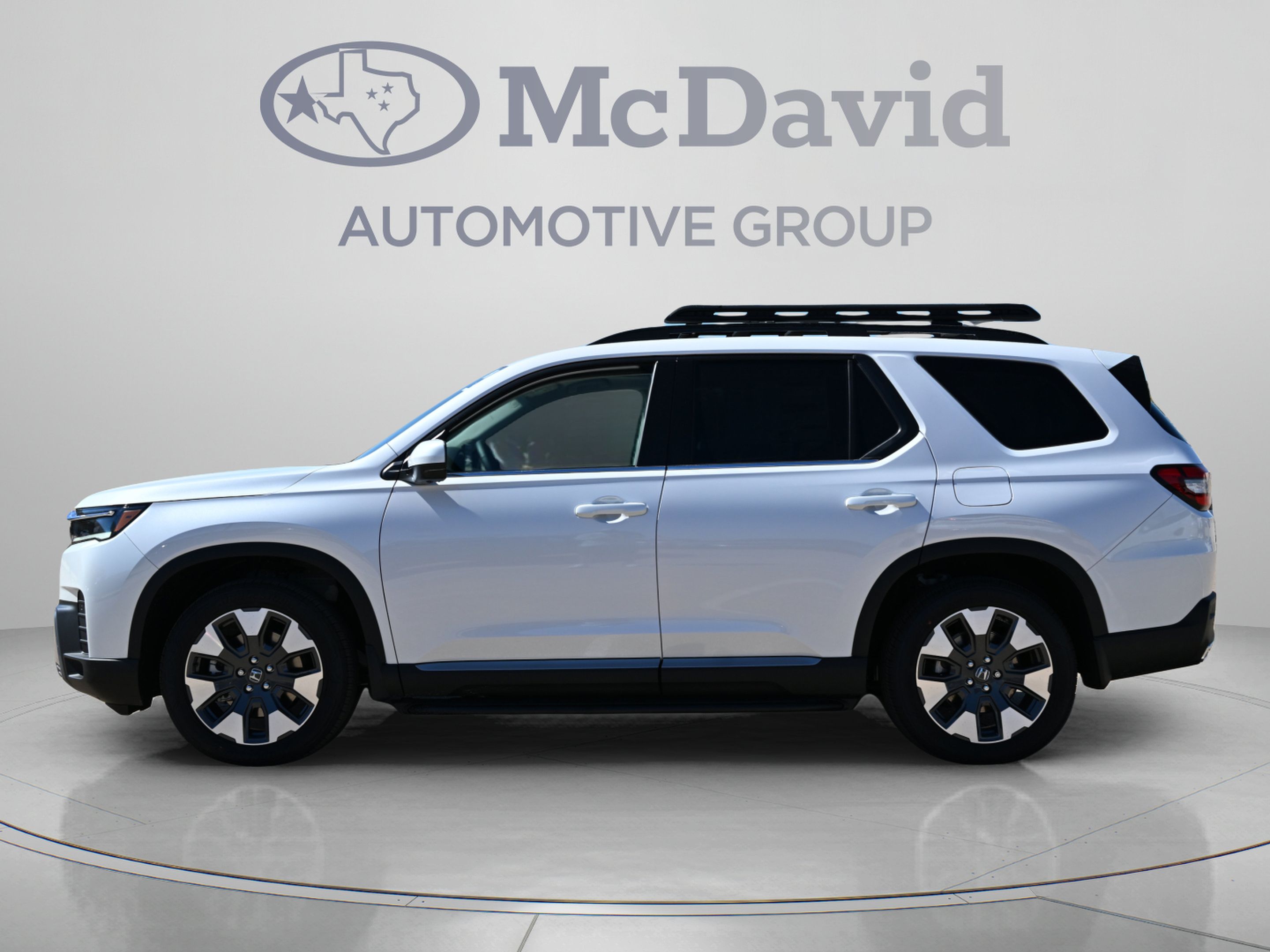 New 2026 Honda Pilot Elite image 2