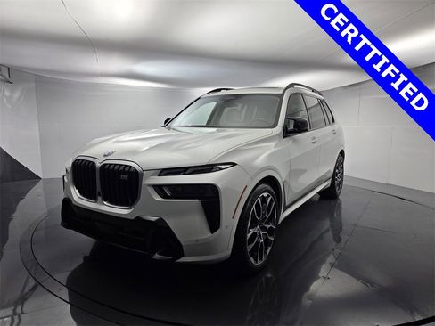 Certified 2024 BMW X7 M60i w/ Climate Comfort Package image 4