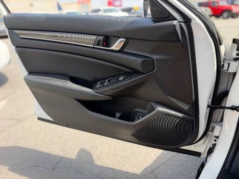 Used 2021 Honda Accord Sport Special Edition image 9