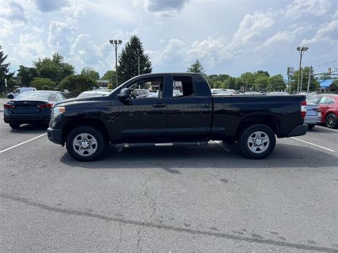 Used 2017 Toyota Tundra SR AWD/4WD image 9