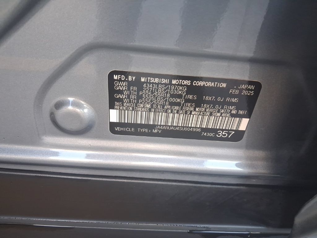 Used 2025 Mitsubishi Outlander Sport SE AWD/4WD image 3