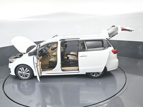 Used 2016 Kia Sedona SX Limited image 81