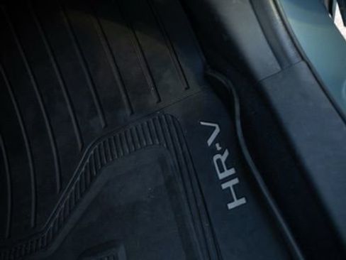 Used 2024 Honda HR-V EX-L image 32