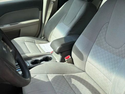 Used 2012 Ford Fusion S image 9