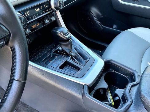 Used 2021 Toyota RAV4 XLE Premium FWD image 16