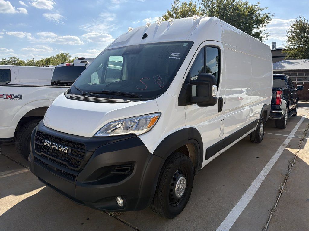 Used 2024 RAM ProMaster 2500 w/ Convenience Group FWD image 1