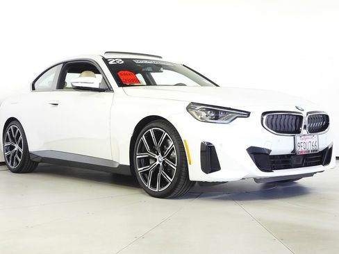 Certified 2023 BMW 230i Coupe w/ Convenience Package image 4