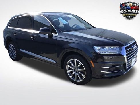 Used 2018 Audi Q7 3.0T Premium Plus w/ Premium Plus Package AWD/4WD image 12
