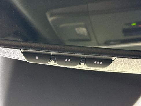 Certified 2025 Toyota Camry SE w/ Convenience Package image 23