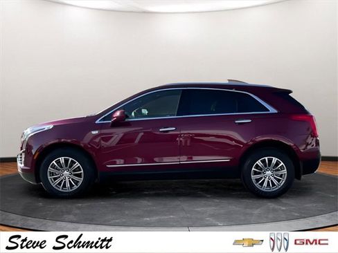 Used 2017 Cadillac XT5 Luxury w/ Driver Awareness Package image 5