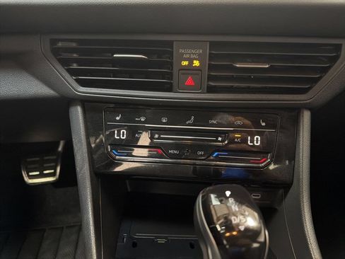 Used 2025 Volkswagen Jetta Sport FWD image 20