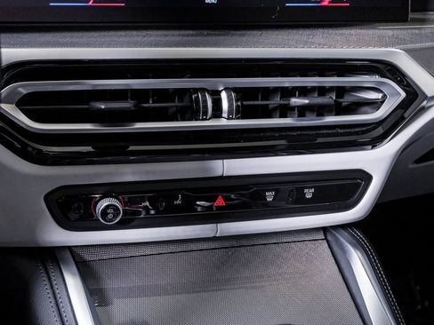 Used 2023 BMW M3 Competition w/ M Carbon Exterior Package image 33