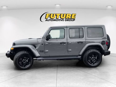 Used 2021 Jeep Wrangler Unlimited Sahara AWD/4WD image 7