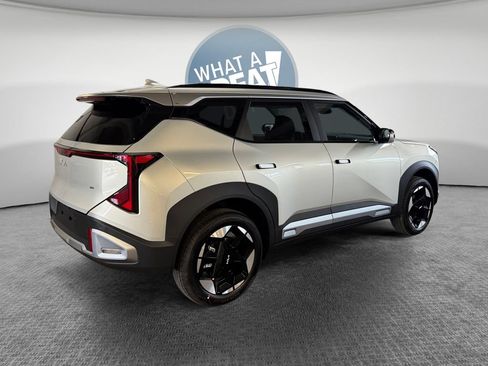 Used 2027 Kia Seltos EX AWD/4WD image 3