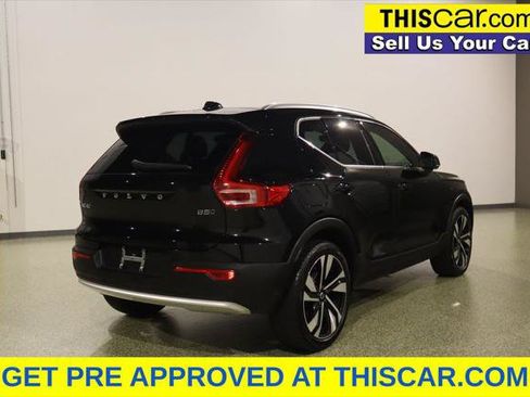 Used 2024 Volvo XC40 B5 Plus w/ Protection Package Premier AWD/4WD image 7