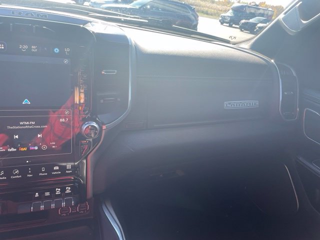 Used 2022 RAM 1500 Laramie AWD/4WD image 26