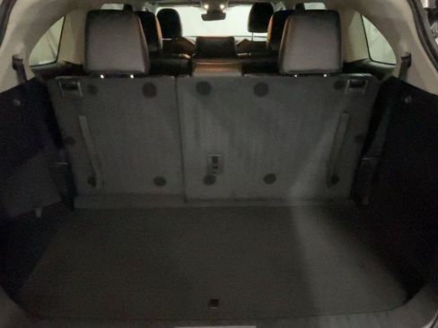 Used 2022 Toyota Highlander XLE AWD/4WD image 20