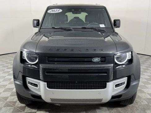 Used 2023 Land Rover Defender 110 S image 10