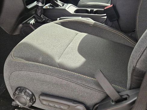 New 2025 Jeep Gladiator Sport image 4