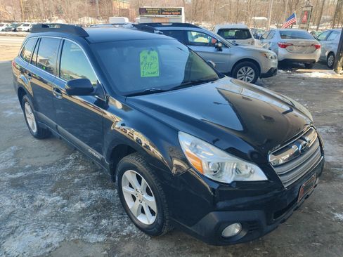 Used 2014 Subaru Outback 2.5i Premium image 8