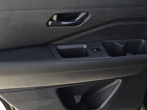 New 2026 Nissan Pathfinder SV FWD image 11