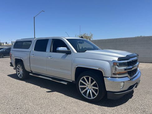 Used 2018 Chevrolet Silverado 1500 LT w/ All Star Edition RWD image 7