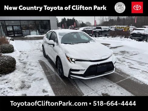 New 2026 Toyota Corolla SE image 1