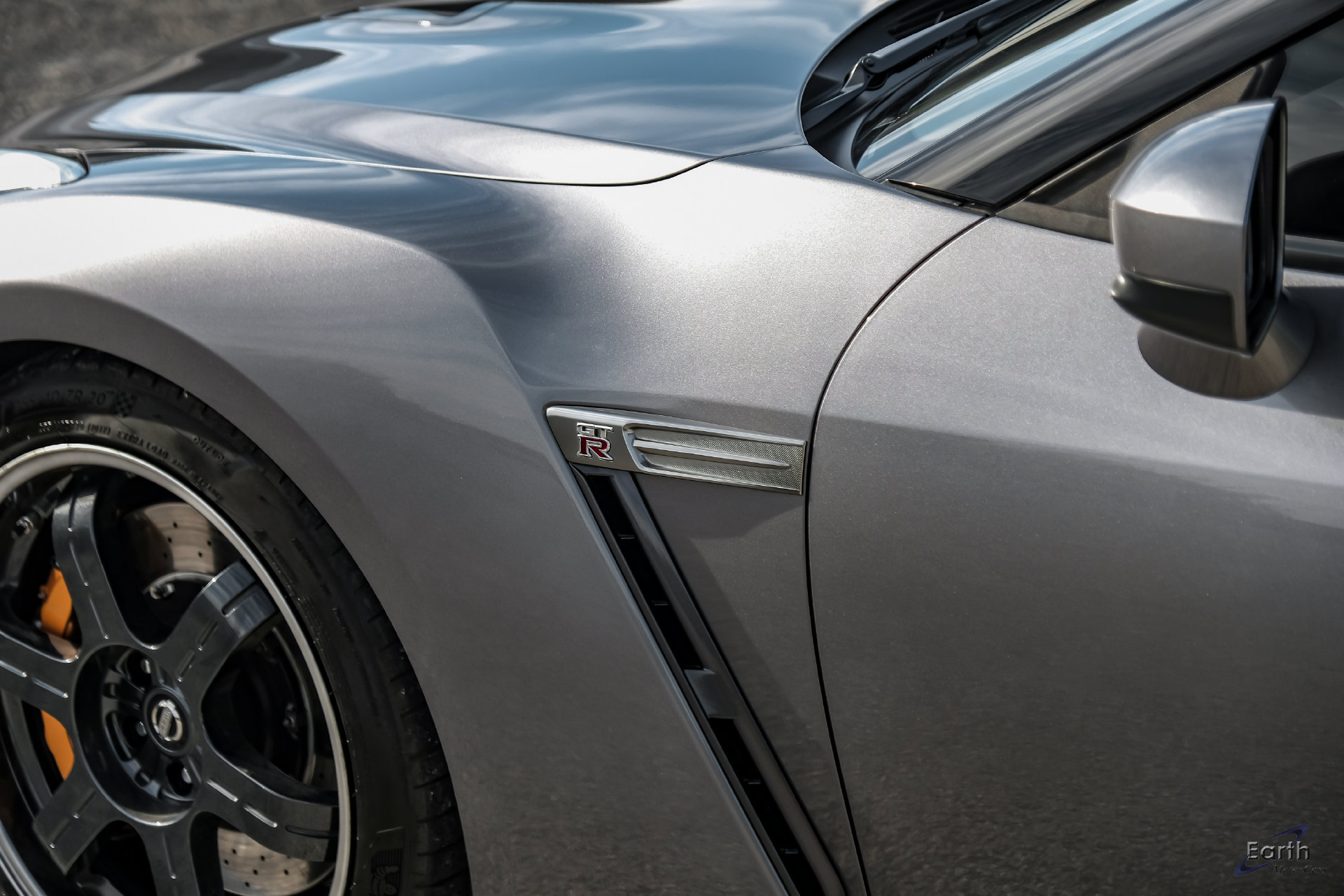 Used 2013 Nissan GT-R Black Edition AWD/4WD image 37