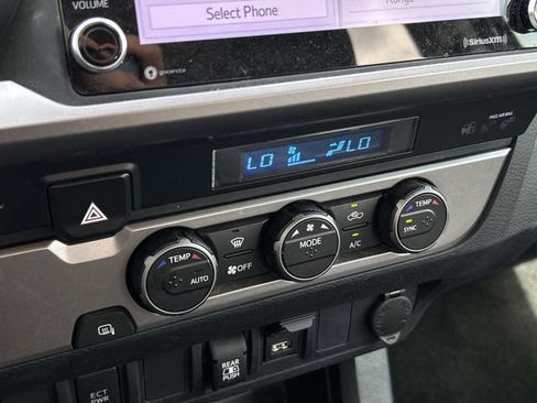 Used 2022 Toyota Tacoma SR5 RWD image 22