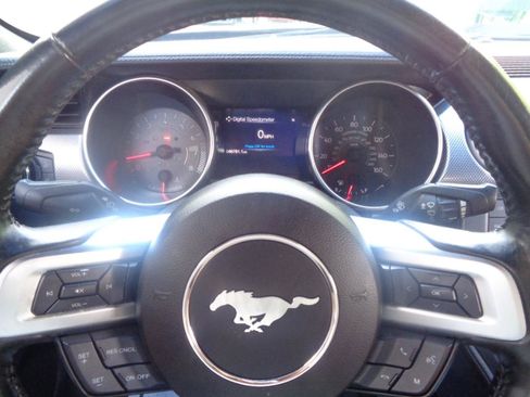 Used 2018 Ford Mustang GT RWD image 26