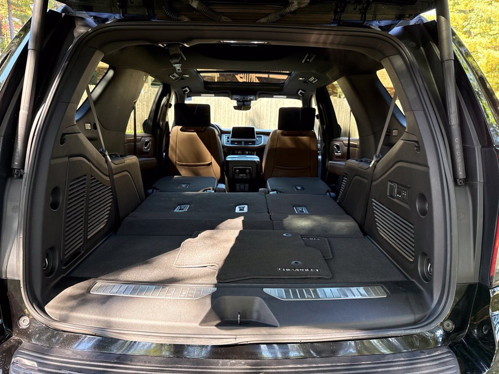 Used 2023 Chevrolet Tahoe High Country AWD/4WD image 14