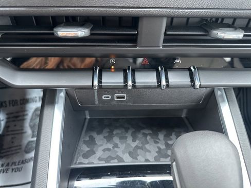 Certified 2024 Chevrolet Colorado Trail Boss w/ Advanced Trailering Package image 17