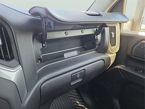 Certified 2025 Chevrolet Silverado 2500 Custom w/ Custom Value Package AWD/4WD image 22