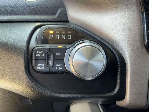 Used 2022 RAM 1500 Laramie AWD/4WD image 19