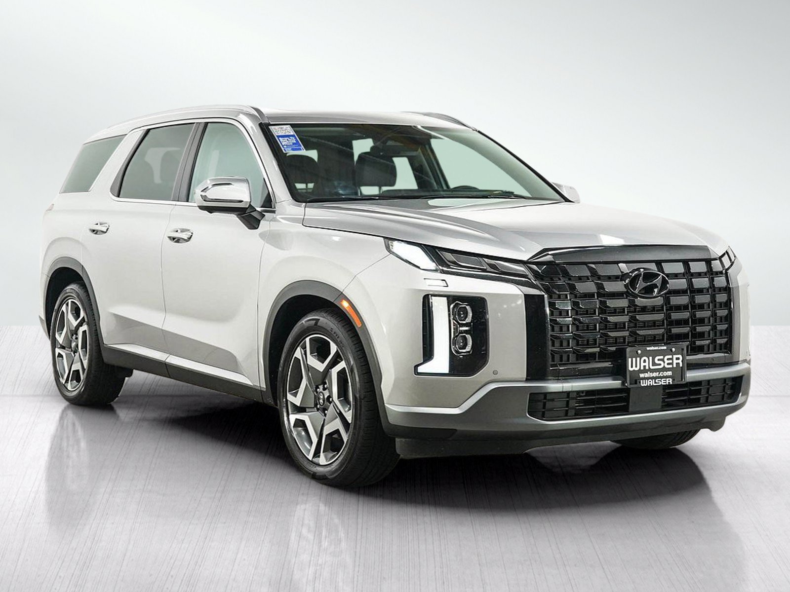 Used 2025 Hyundai Palisade Limited AWD/4WD image 7