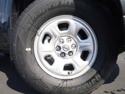 New 2026 Nissan Frontier S image 2