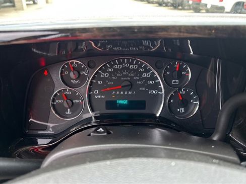 Used 2023 GMC Savana 2500 Extended image 11