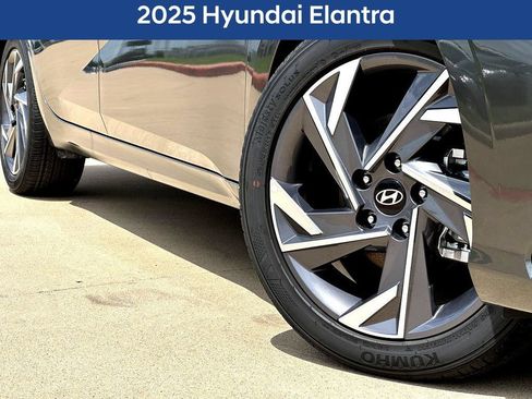 Used 2025 Hyundai Elantra Sport w/ Cargo Package FWD image 2
