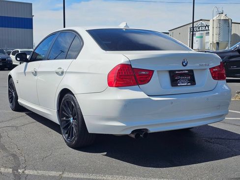 Used 2010 BMW 328i xDrive Sedan AWD/4WD image 3