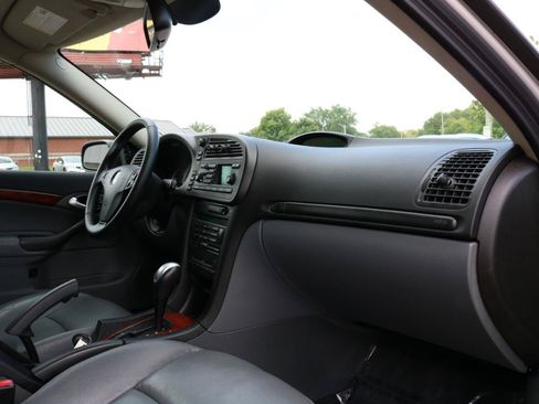 Used 2006 Saab 9-3 2.0T FWD image 41