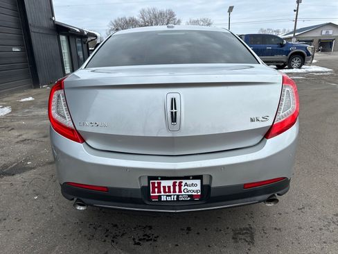 Used 2013 Lincoln MKS image 4