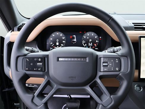 New 2026 Land Rover Defender 130 X-Dynamic SE image 29
