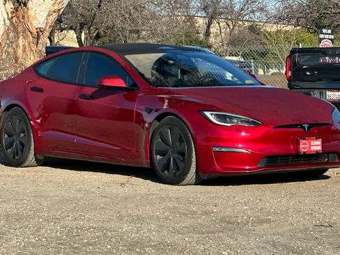 Used 2024 Tesla Model S image 10