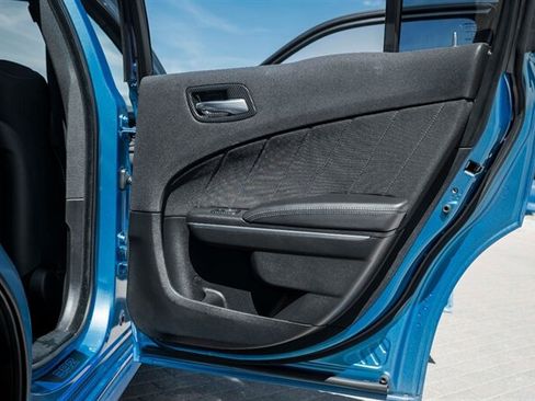Used 2018 Dodge Charger R/T Scat Pack RWD image 37