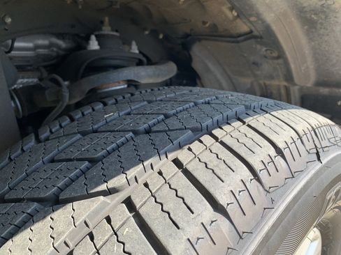 Used 2021 Lexus GX 460 Premium w/ Premium Package image 12