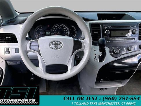 Used 2013 Toyota Sienna L FWD image 5