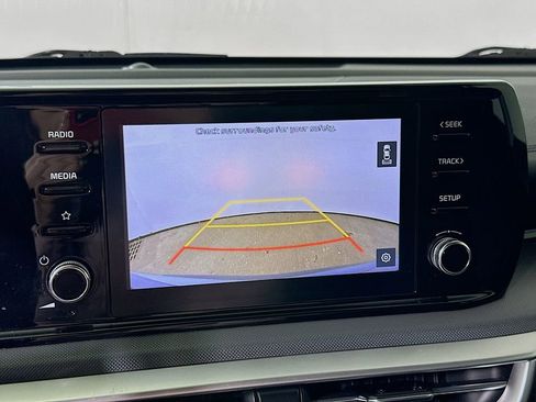Used 2024 Kia K5 LXS image 10