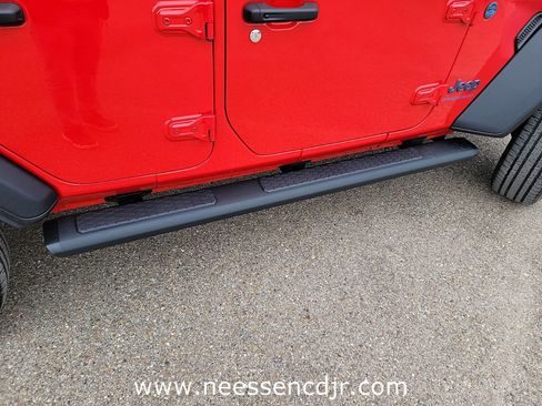 New 2025 Jeep Wrangler Unlimited Sport S 4xe w/ Convenience Group image 15