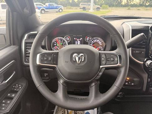 Used 2026 RAM 2500 Big Horn AWD/4WD image 15