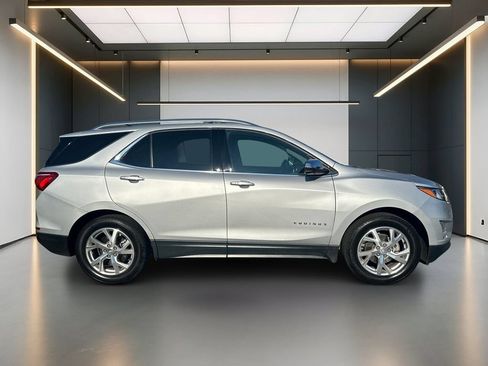 Used 2021 Chevrolet Equinox Premier FWD image 9